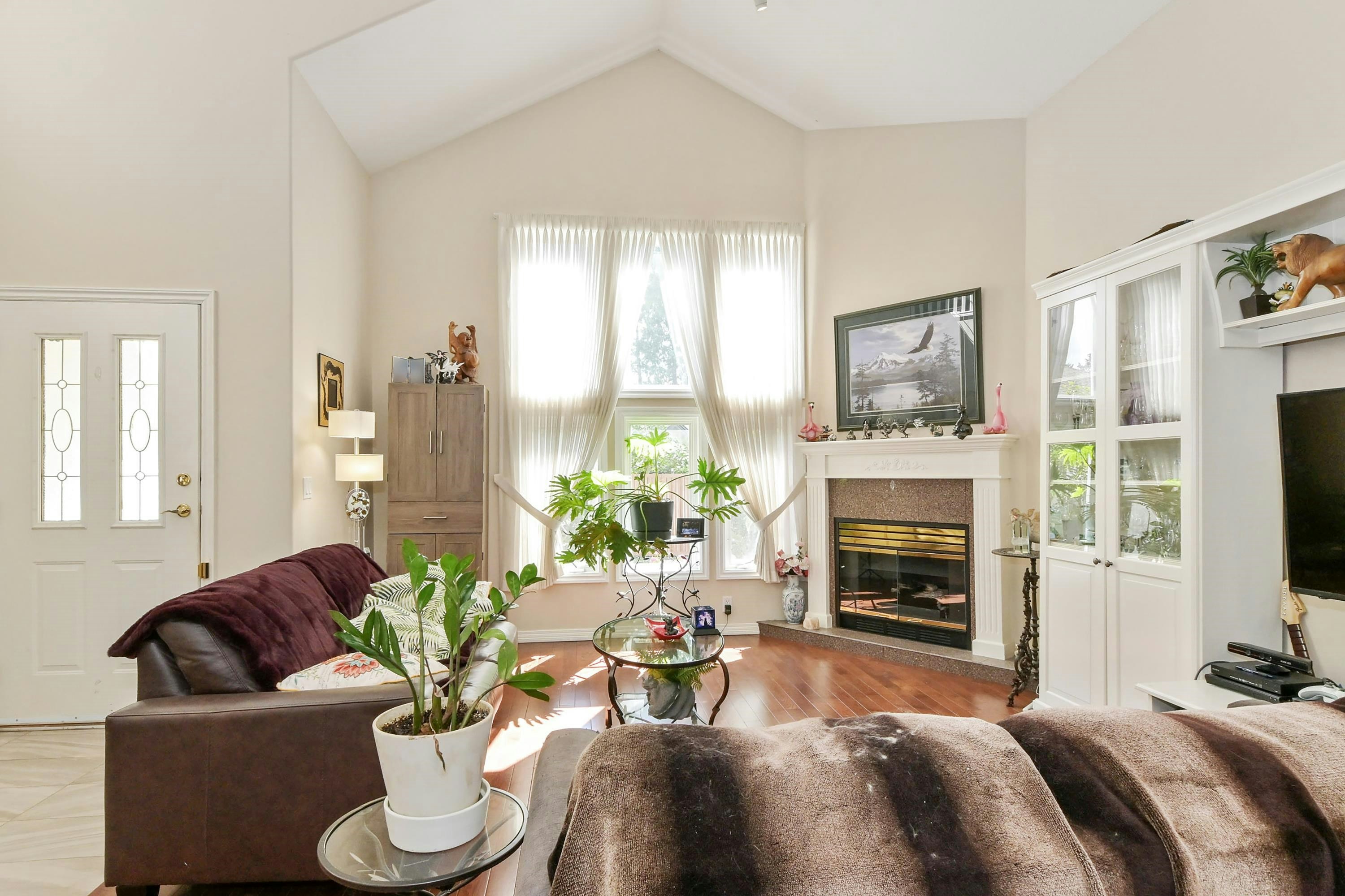 7-13911 16 Avenue - 3