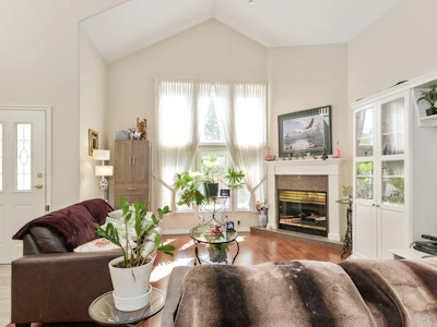 7-13911 16 Avenue - 3
