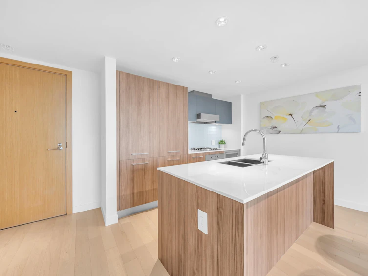 1105-4638 Gladstone Street, Vancouver, BC, V5N 0G5 - 6