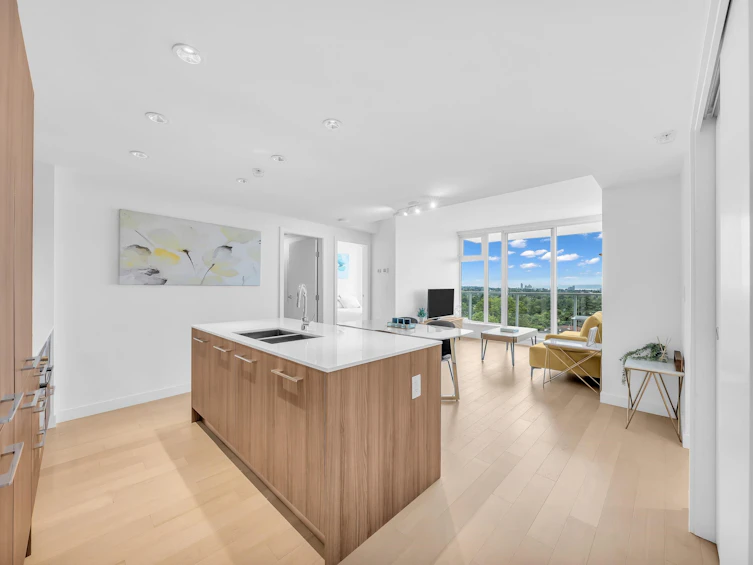 1105-4638 Gladstone Street, Vancouver, BC, V5N 0G5 - 3
