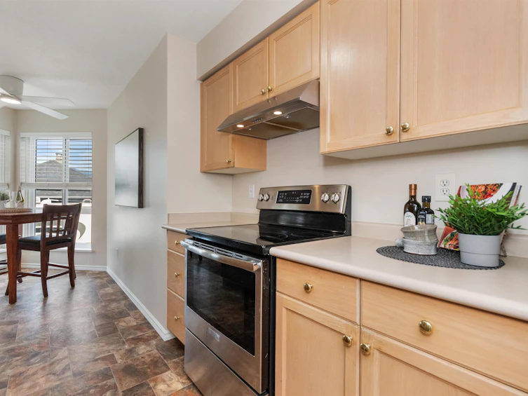 205-45773 Victoria Avenue, Chilliwack, BC, V2P 2T4 - 4