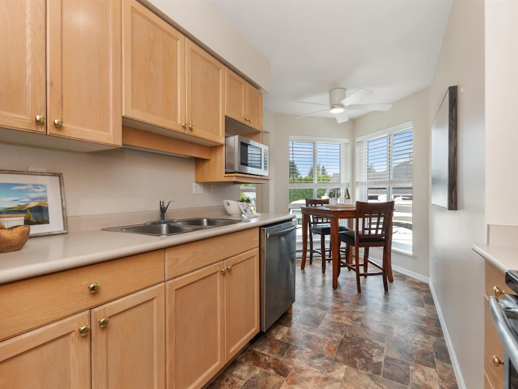 205-45773 Victoria Avenue, Chilliwack, BC, V2P 2T4 - 6