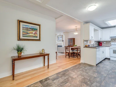 B207-4821 53 Street - 2