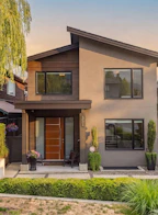 351 W 28th Street