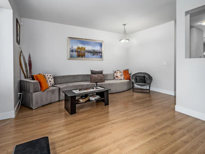 30-6299 144 Street - 3