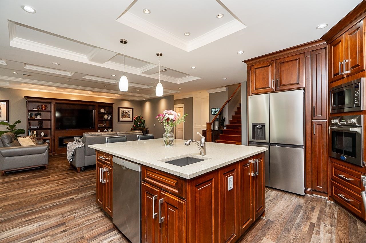 836 Sprice Avenue, Coquitlam, BC, V3J 2P1 - 12