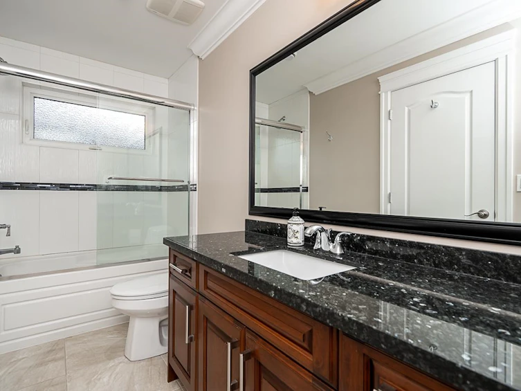 836 Sprice Avenue, Coquitlam, BC, V3J 2P1 - 24