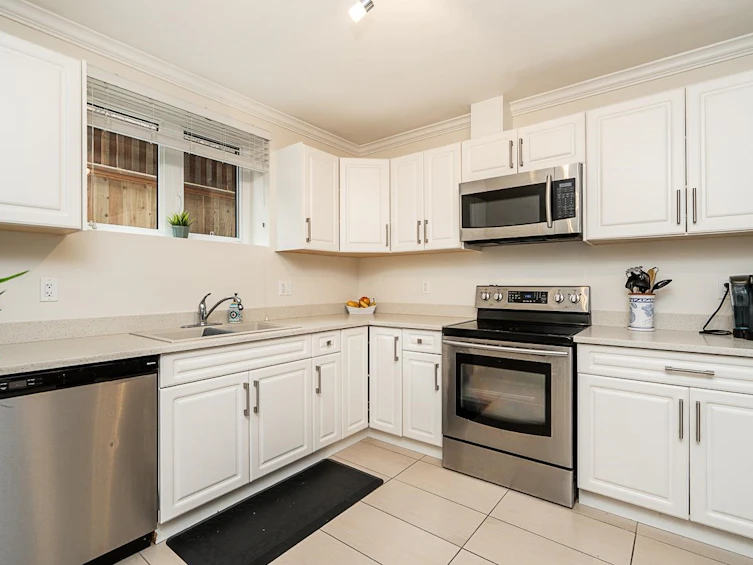 836 Sprice Avenue, Coquitlam, BC, V3J 2P1 - 33