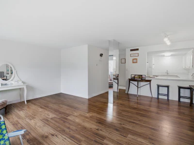 8-7363 Montecito Drive - 5