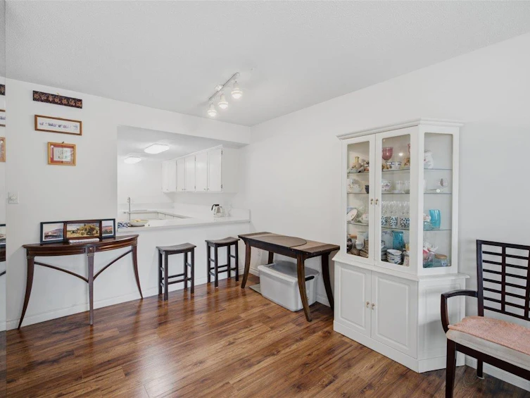 8-7363 Montecito Drive, Burnaby, BC, V5A 1R4 - 6