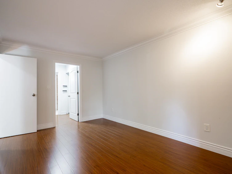 301-2320 W 40th Avenue, Vancouver, BC, V6M 4H6 - 6