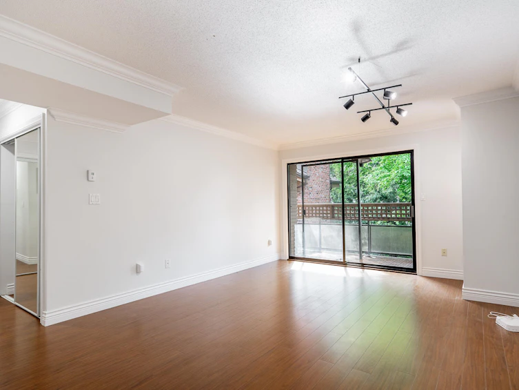 301-2320 W 40th Avenue, Vancouver, BC, V6M 4H6 - 13