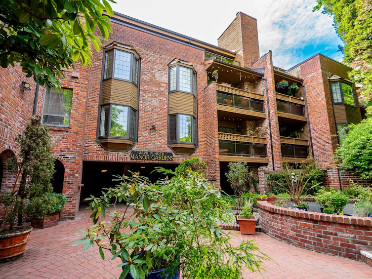 301-2320 W 40th Avenue, Vancouver, BC, V6M 4H6 - 33