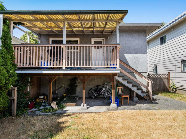 3186 E 28th Avenue, Vancouver, BC, V5R 1S7 - 31