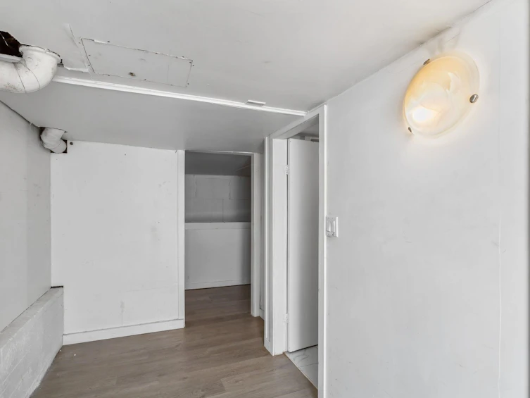 3186 E 28th Avenue, Vancouver, BC, V5R 1S7 - 26