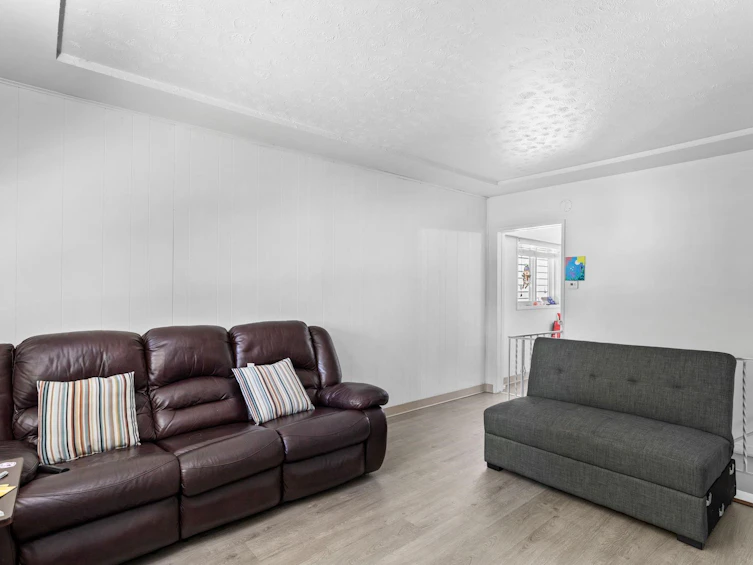 3186 E 28th Avenue, Vancouver, BC, V5R 1S7 - 4