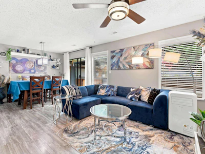17-21550 Cherrington Avenue - 5