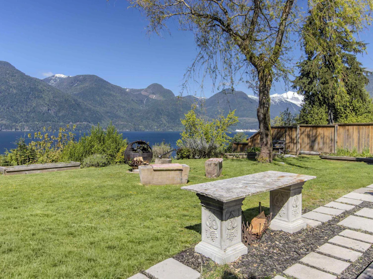 615 Shaughnessy Place, Squamish, BC, V8B 1J1 - 29