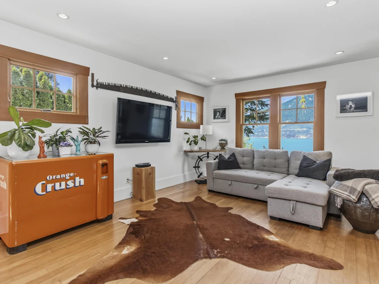615 Shaughnessy Place, Squamish, BC, V8B 1J1 - 6