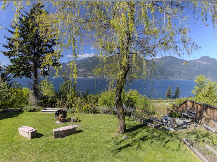 615 Shaughnessy Place, Squamish, BC, V8B 1J1 - 32