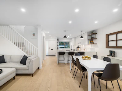 4663 Hoskins Road - 4
