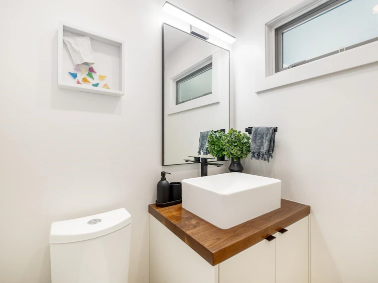 4663 Hoskins Road, North Vancouver, BC, V7K 2R3 - 10