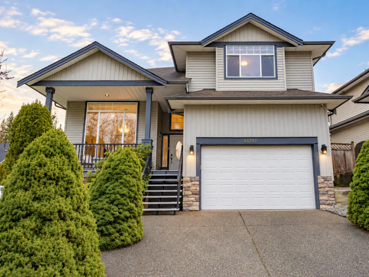 23717 110 Avenue, Maple Ridge, BC, V2W 1E7