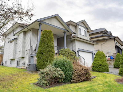 23717 110 Avenue - 2