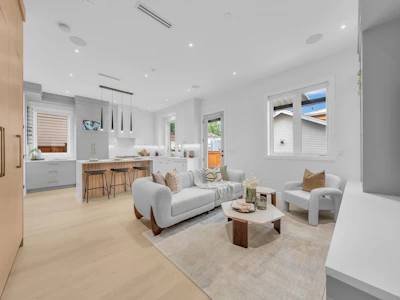 2-3627 E 45th Avenue - 3