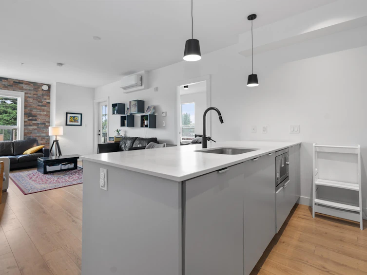 425-2493 Montrose Avenue, Abbotsford, BC, V2S 0L4 - 11
