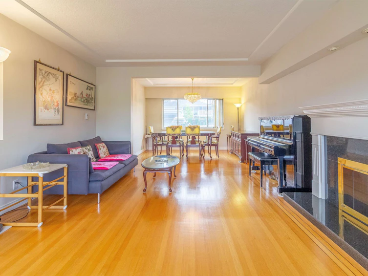 4810 Fairlawn Drive, Burnaby, BC, V5C 3R8 - 5