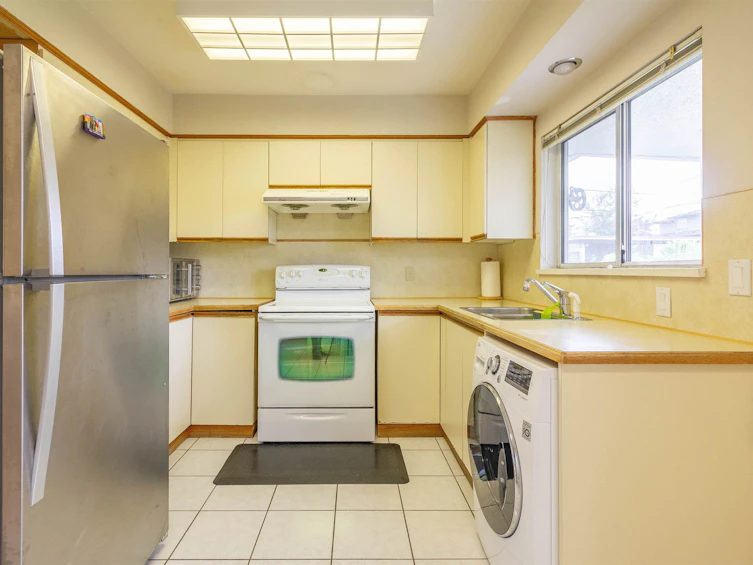 4810 Fairlawn Drive, Burnaby, BC, V5C 3R8 - 11