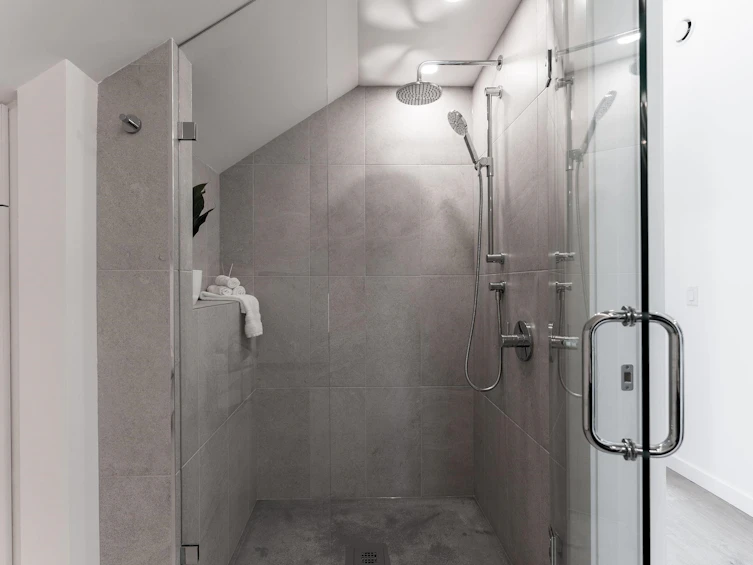 1-60 E 17th Avenue, Vancouver, BC, V5V 1A2 - 19