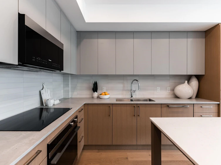 1-60 E 17th Avenue, Vancouver, BC, V5V 1A2 - 8