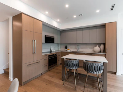 1-60 E 17th Avenue - 3