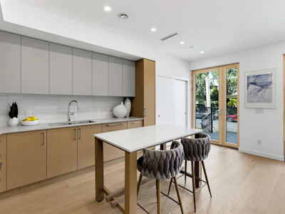 1-60 E 17th Avenue - 4