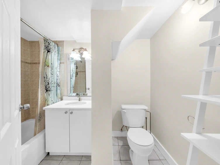 3335 Church Street, Vancouver, BC, V5R 4W7 - 20
