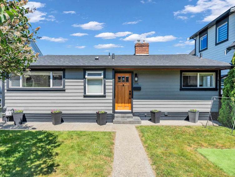 3335 Church Street, Vancouver, BC, V5R 4W7
