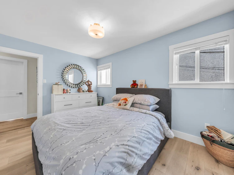 3335 Church Street, Vancouver, BC, V5R 4W7 - 16