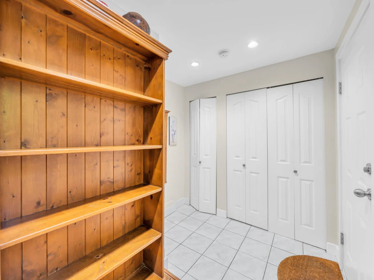 3335 Church Street, Vancouver, BC, V5R 4W7 - 28