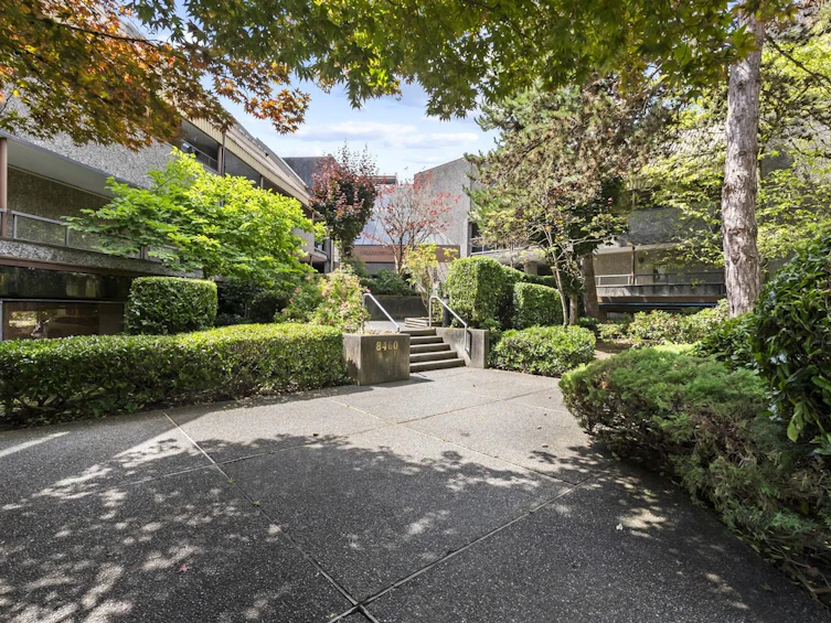230-8460 Ackroyd Road, Richmond, BC, V6X 3E9 - 24