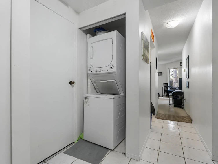 230-8460 Ackroyd Road, Richmond, BC, V6X 3E9 - 15