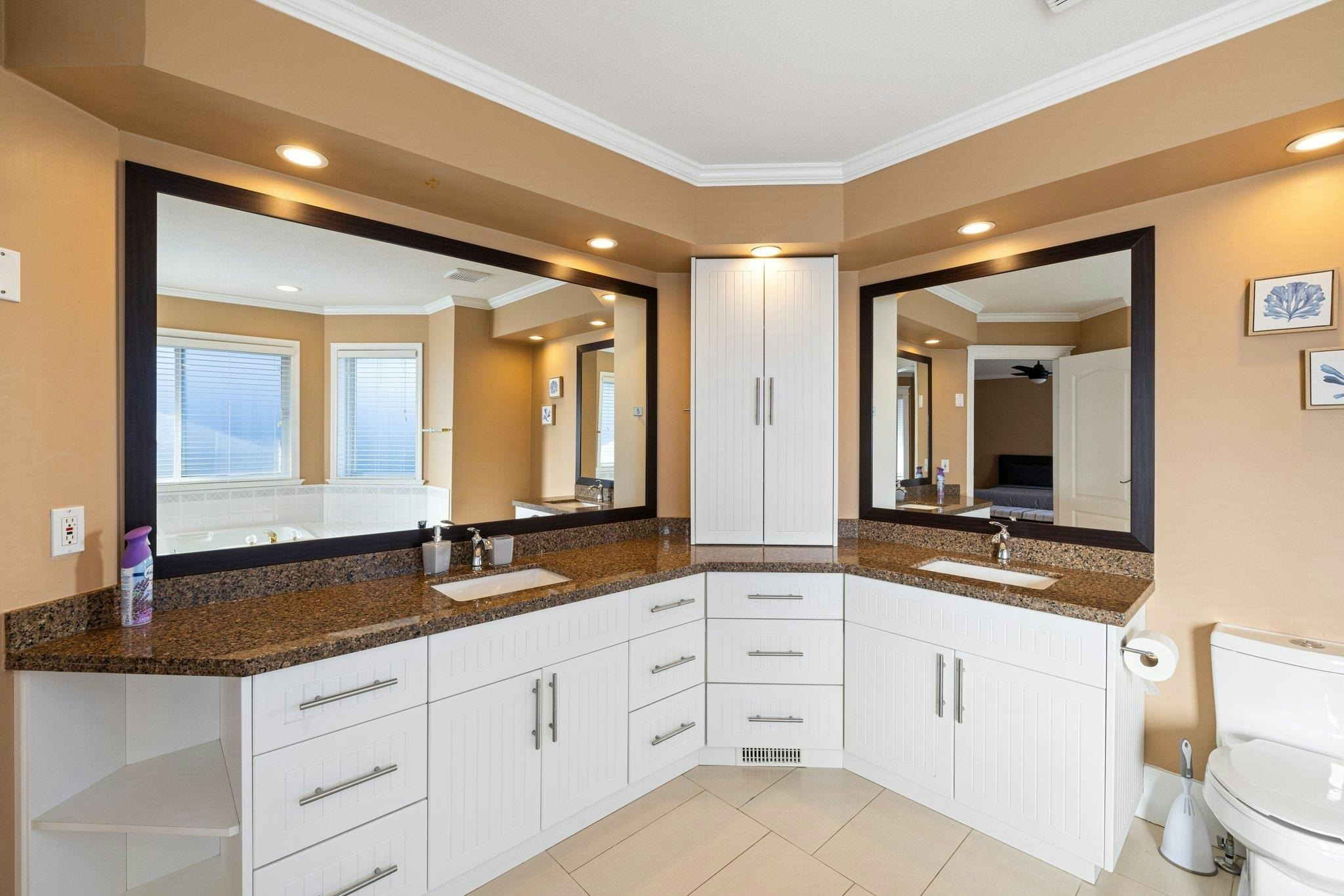 15355 80a Avenue, Surrey, BC, V3S 8N7 - 25