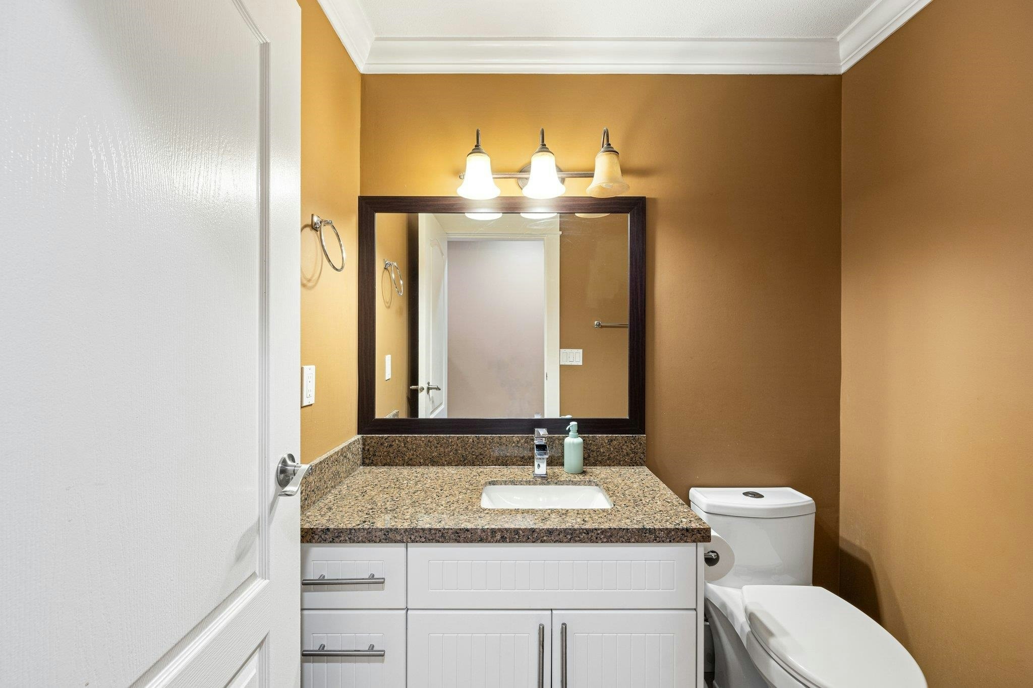 15355 80a Avenue, Surrey, BC, V3S 8N7 - 21