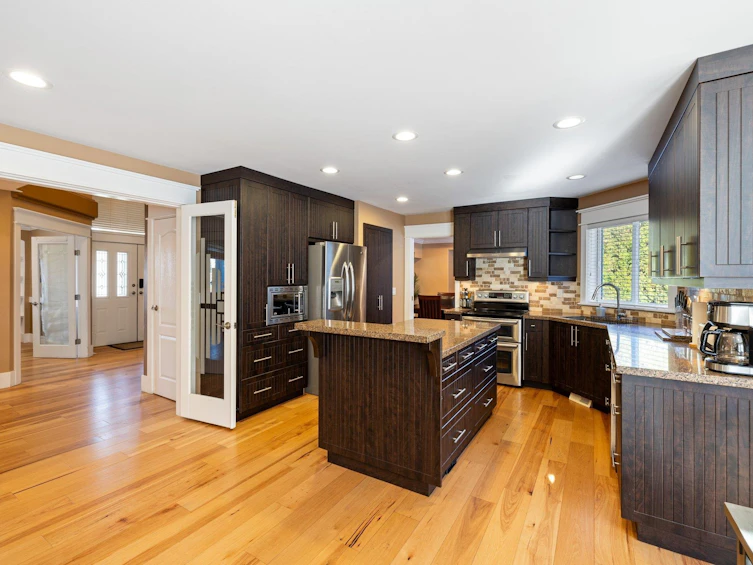 15355 80a Avenue, Surrey, BC, V3S 8N7 - 8