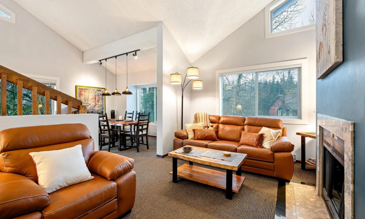320-2021 Karen Crescent