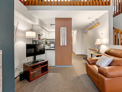 320-2021 Karen Crescent - 5