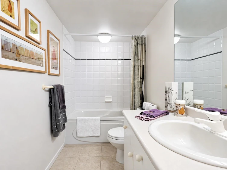 511-518 W 14th Avenue, Vancouver, BC, V5Z 4N5 - 15