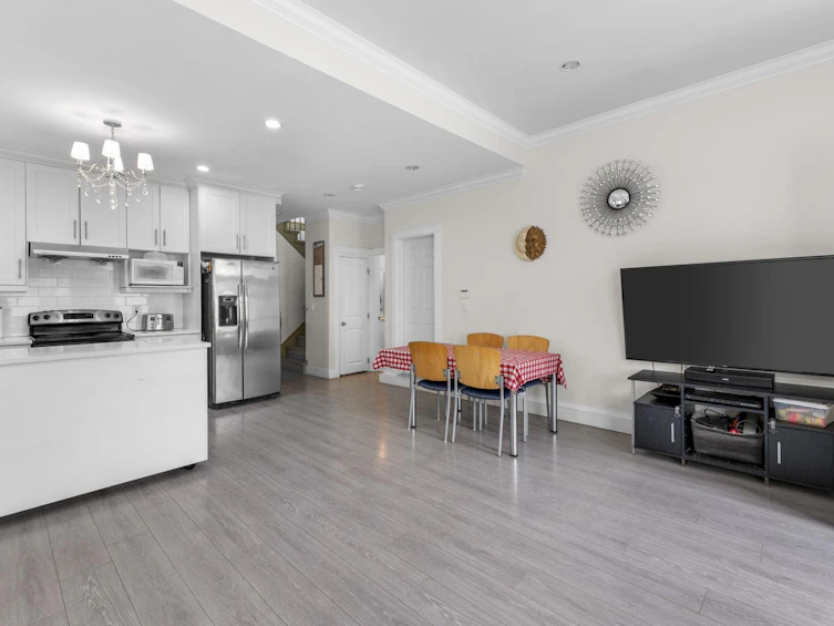 5461 Manor Street, Burnaby, BC, V5G 1B6 - 6