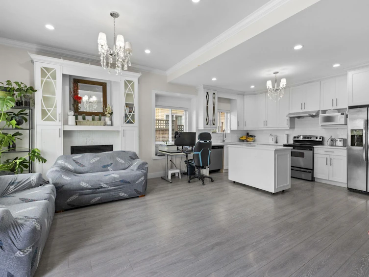 5461 Manor Street, Burnaby, BC, V5G 1B6 - 5